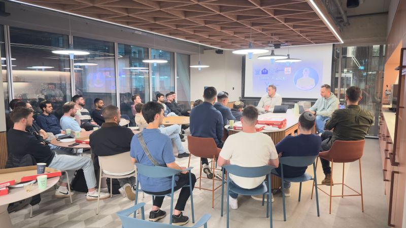 A closed BIU.VC session with the cohort